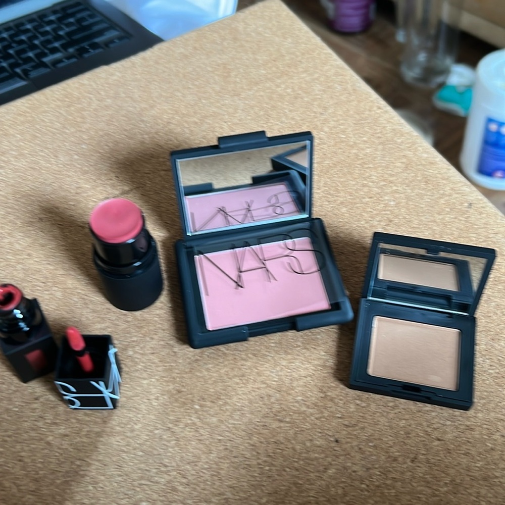 4 pcs NARS all brand new unused $30